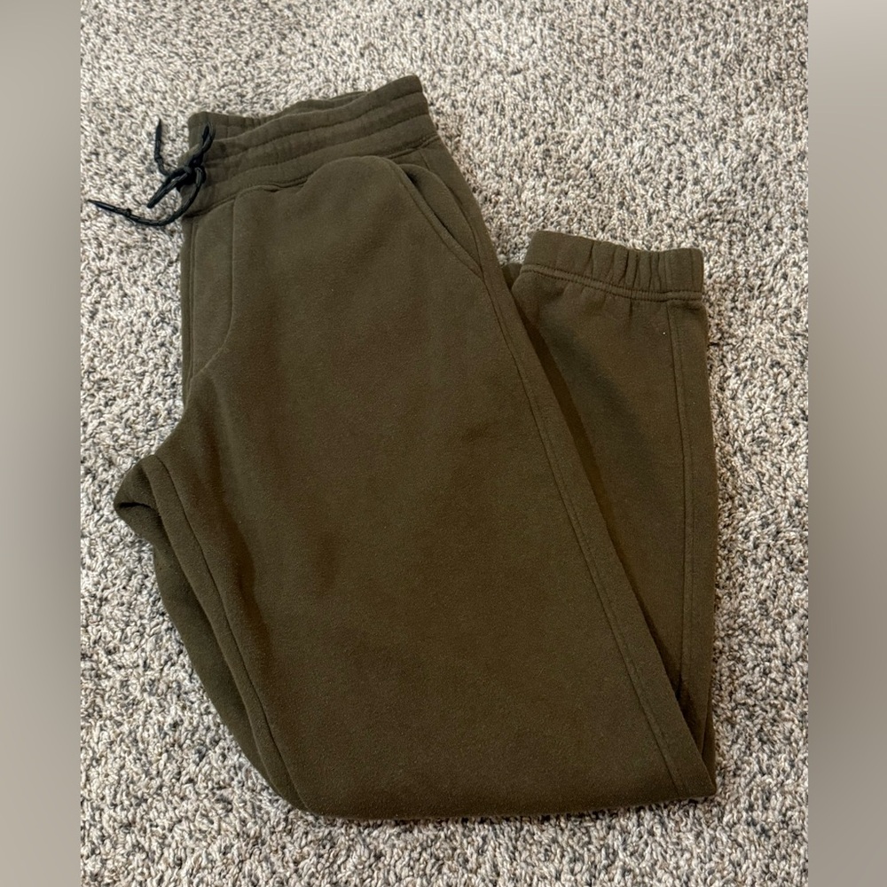 Weatherproof Men's Dark Olive Joggers